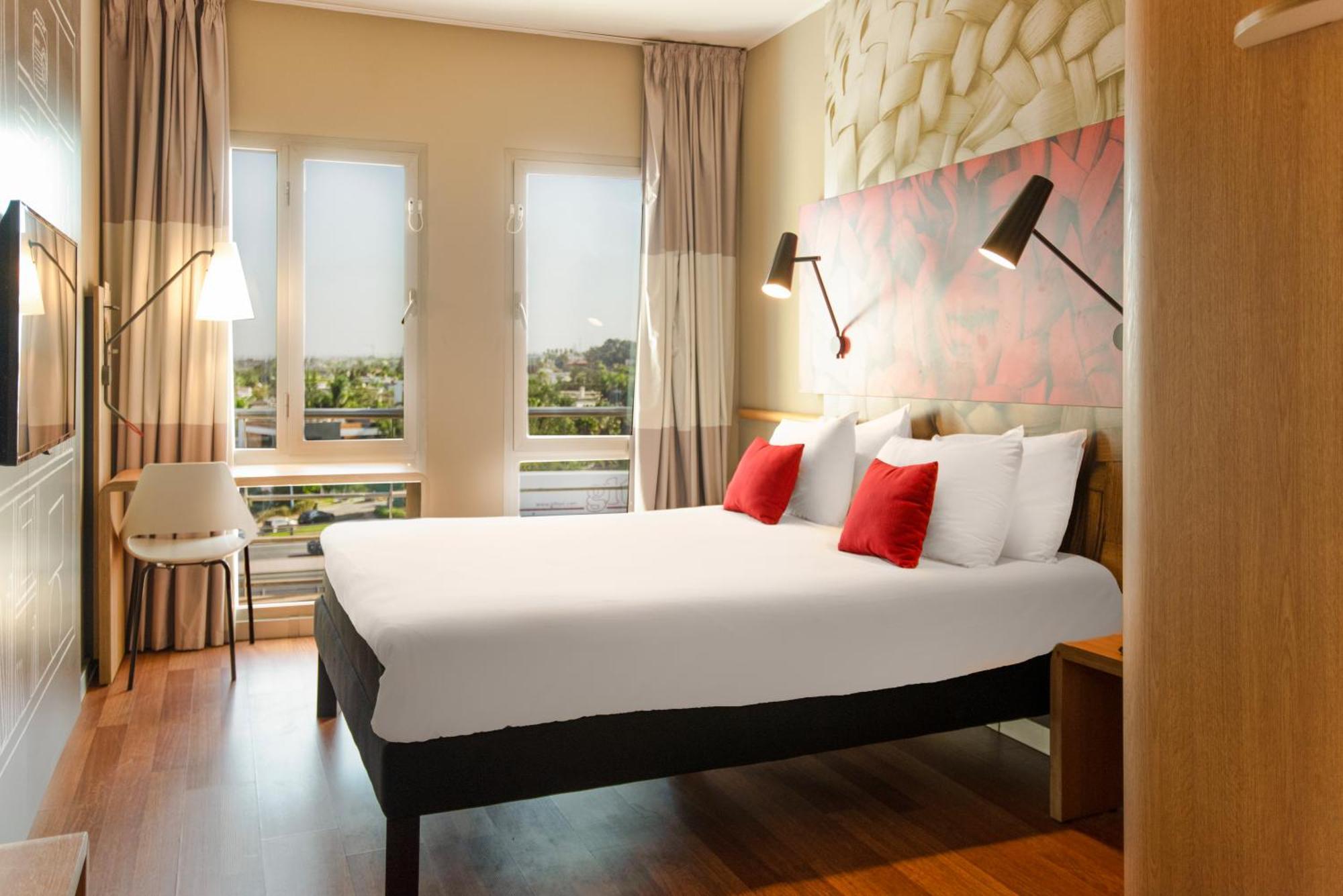 Ibis Casablanca Sidi Maarouf Hotel Exterior photo